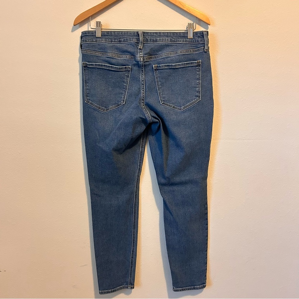 Old Navy 12 Women’s Mid Rise Rockstar Supper Skinny Dark Wash Denim Jean - Picture 5 of 7